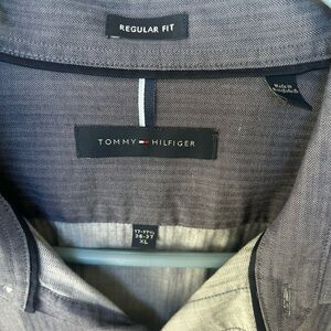 Tommy Hilfiger Men's Herringbone Dress Shirt in Navy and White